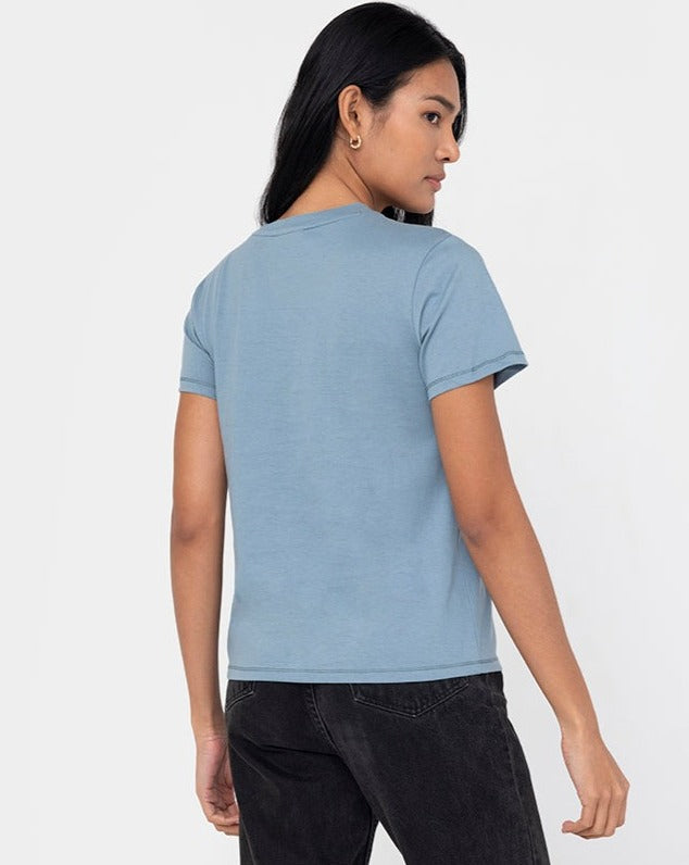 Relaxed Fit Vintage Women&#39;s T-shirt Blue