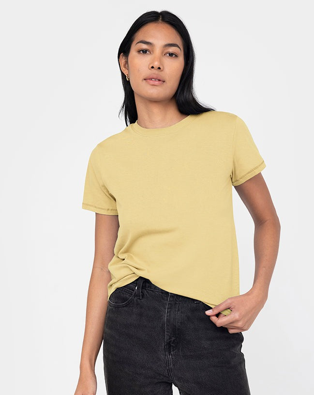 Relaxed Fit Vintage Women's T-shirt Yellow